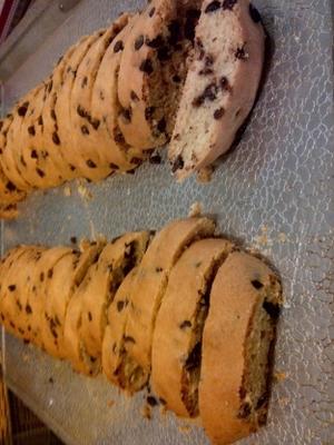 chocolate chip biscotti cookies