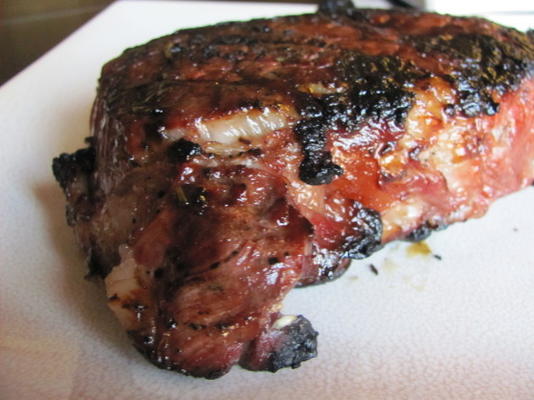 gemarineerde ribeye steak met rode wijn