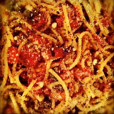 heerlijke en eenvoudige pasta puttanesca