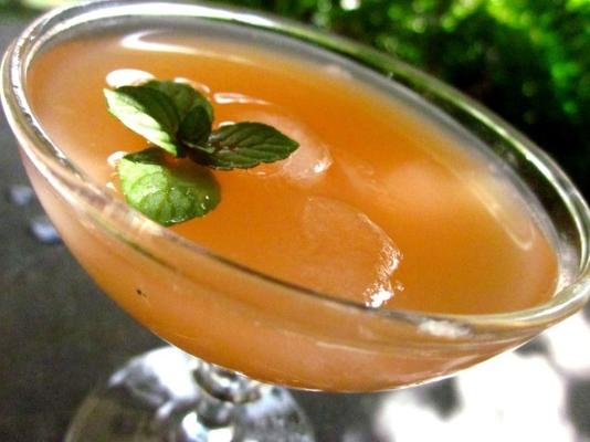 kleine roze parel (niet-alcoholisch)