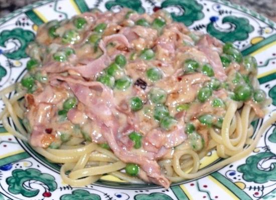 linguine met ham en kaassaus