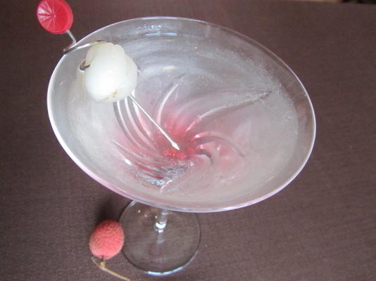 lychee dame cocktail andndash; een tropische martini van het eiland