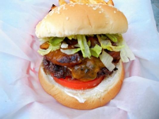 bonzai burger (van restaurant Red Robin)