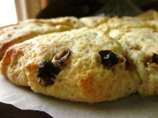 suiker hill inn's rozijnen scones