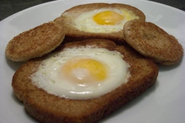 eggs-in-a-hole