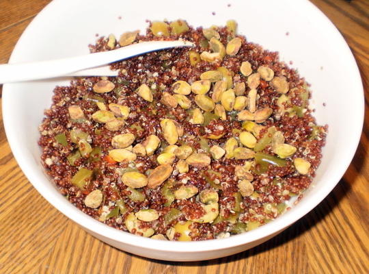 quinoa en pistachesalade met Marokkaanse pesto