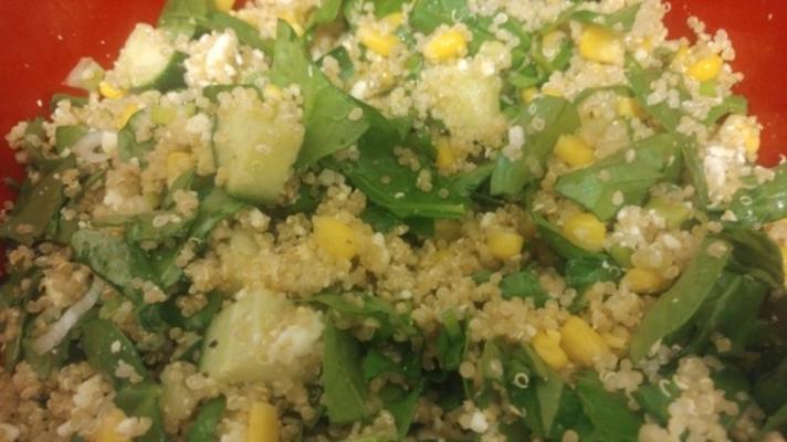 quinoa, feta en spinaziesalade