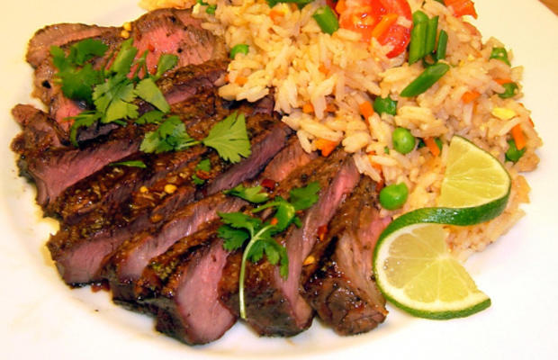 gegrilde Thaise entrecôte met pittige limoensaus