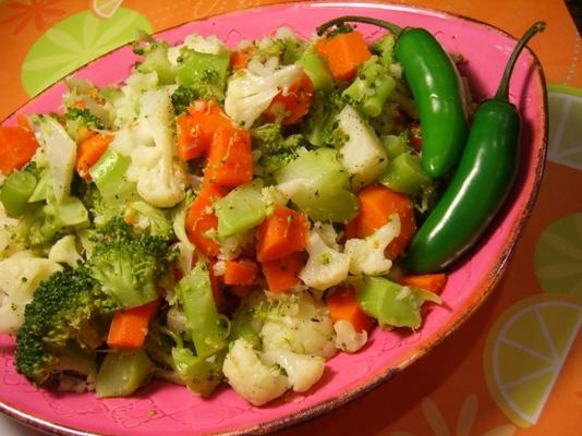 gestoomde groenten met chili limoenboter