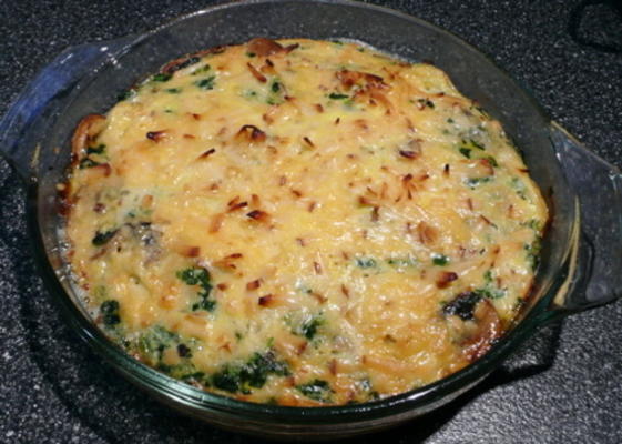 champignon en spinazie frittata met gerookte gouda