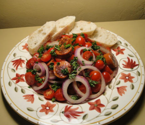 tomaat en chorizo ​​salade