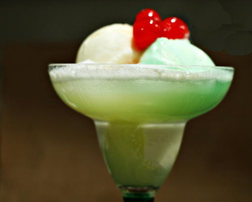 2bleu's margarita-ijs en sorbet-fizz (maagd)