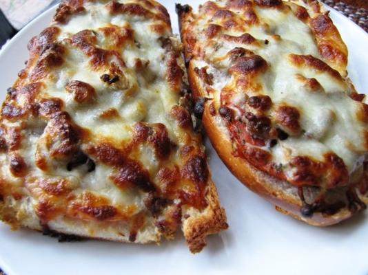 hamburger-mushroom brood pizza