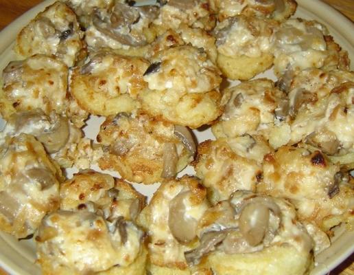 grutto-toast met romig champignon-topping