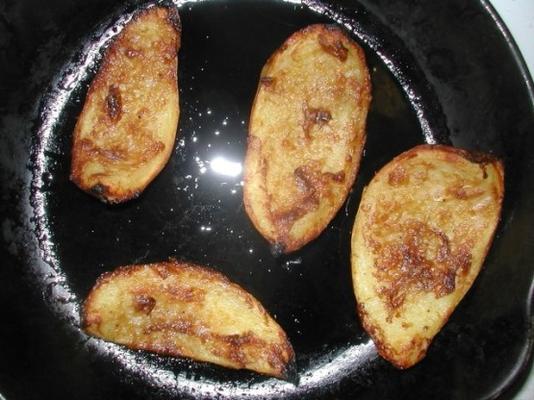 sara's geroosterde aardappelschillen met knoflook