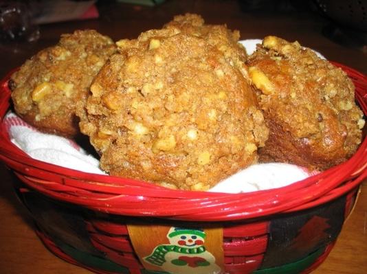 appelnoot muffins met streusel topping