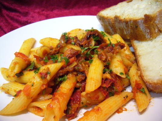 pasta in zuidwestelijke saus