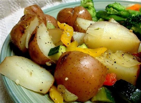 mediterrane geroosterde aardappelen en groenten