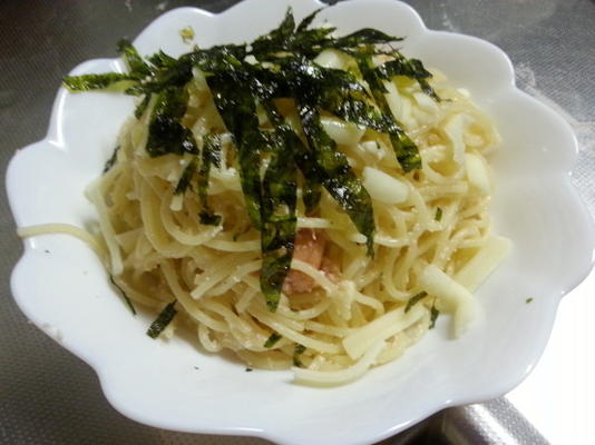 tarako spaghetti (gezouten kabeljauw ree pesto met pasta)