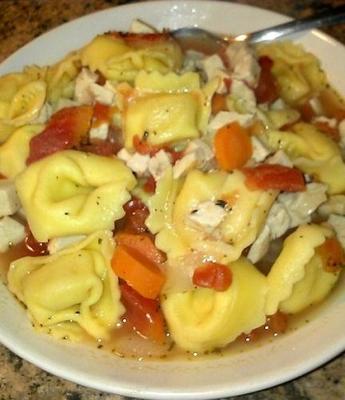 Turf tortellini soep