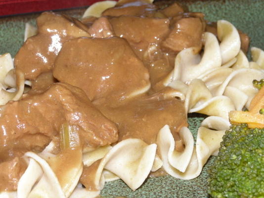 gemakkelijk rundvlees bordeauxrood voor de crock pot