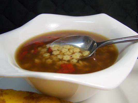 kleine pasta in bouillon