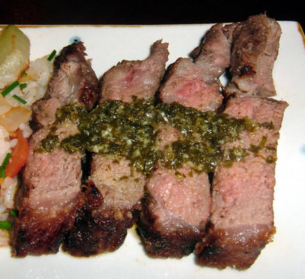 gegrilde lende steak met bacon chimichurri