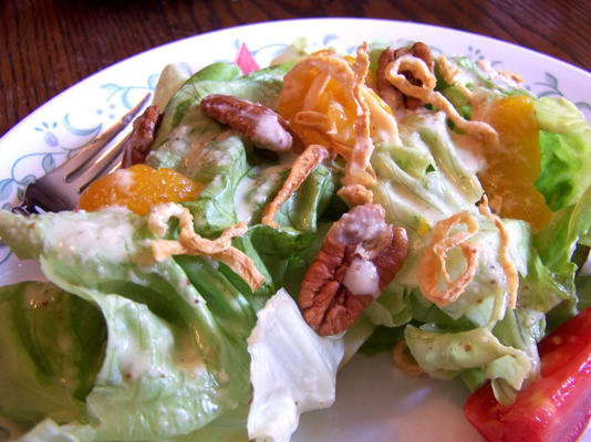 robyn's salade met pecannoten