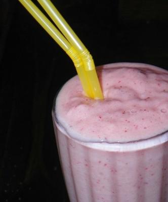 roze en oranje zonsopgang smoothie