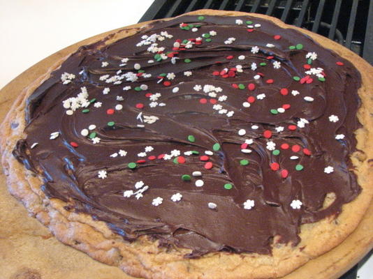 Dhr. eten chocolade chip cookie pizza