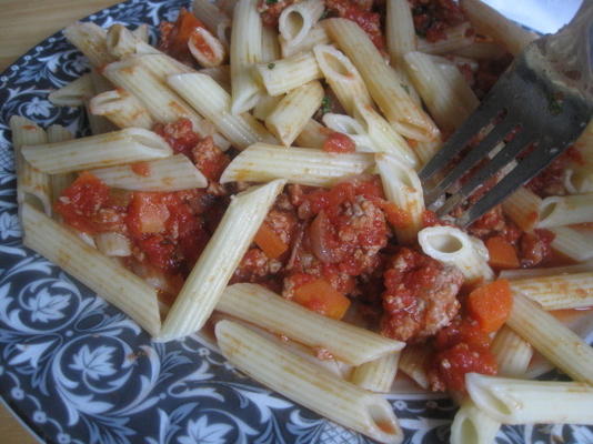 authentieke rigatoni bolognese