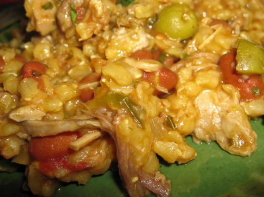 arroz con gandules (rijst en duivenerwten)