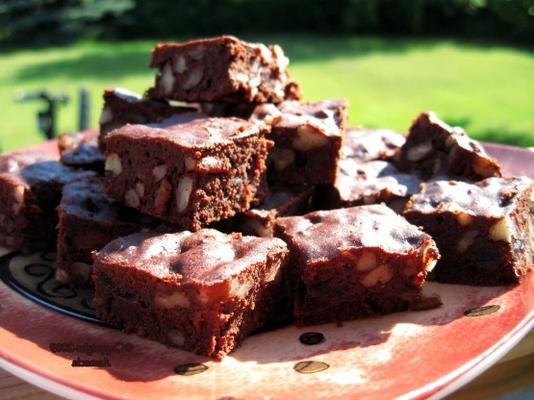 cherry en spice brownie bites