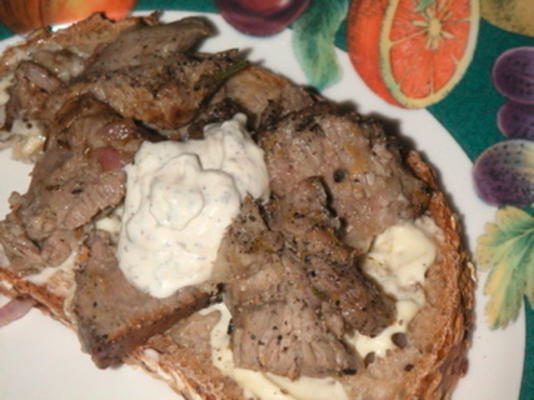 lamskebab met korianderyoghurtsaus