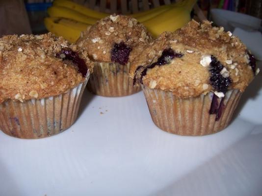 banaan-bosbessen crumb muffins