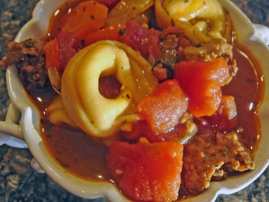 worstsoep met tortellini