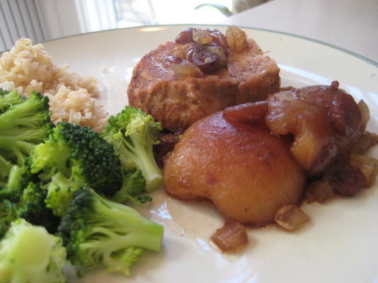 slowcooker varkensvlees met peren en veenbessen