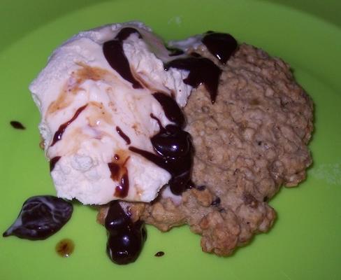 banana split sundae cookies