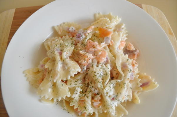 vlinderdas pasta met gerookte zalm en roomkaas