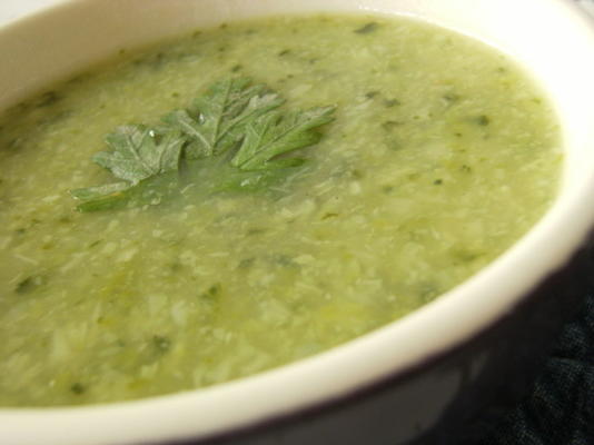 kool en aardappel soep (caldo verde)