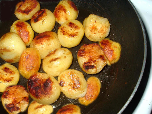 gekaramelliseerde aardappelen in blik