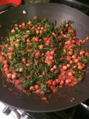 Chana Saag