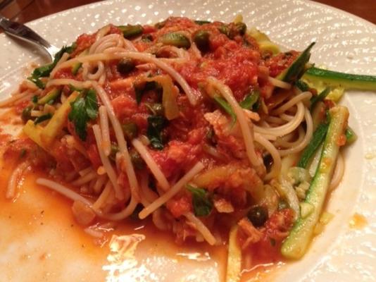 spaghettini van de olijftuin met tonijn