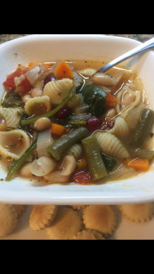 olijventuin minestrone soep