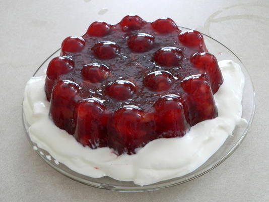 de 'gegoten' (jello) salade van de moeder