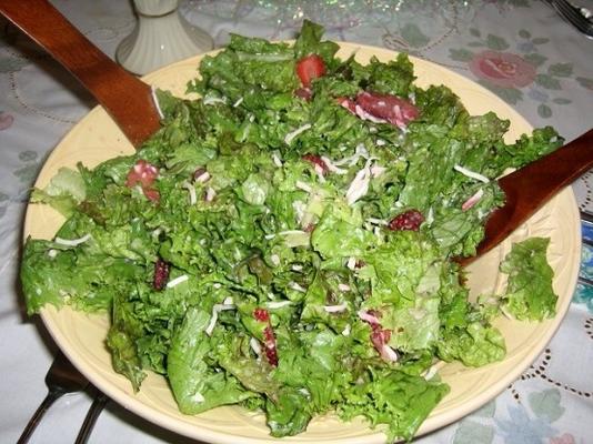 aardbeiental met maanzaad dressing