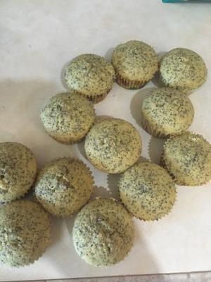 glutenvrije zuivelvrije muffins van amandel-maanzaad