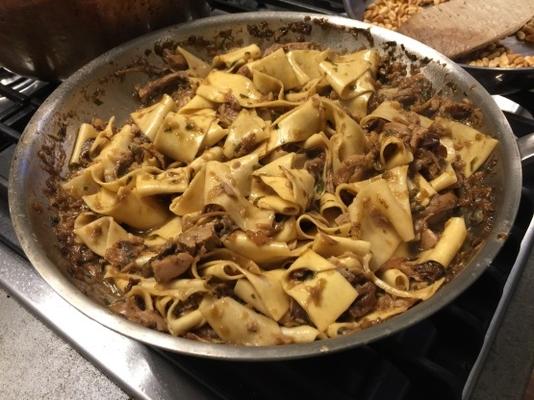 eend sugo met pappardelle.