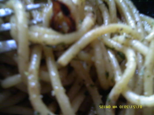 romeinse spaghetti met knoflook en olijfolie