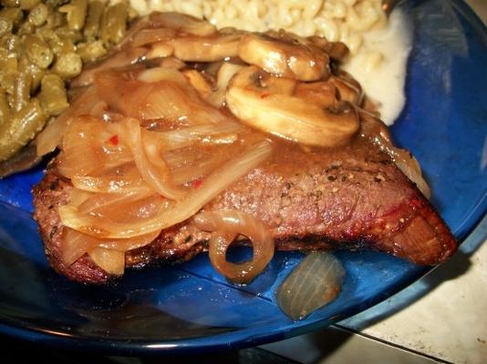 gegrilde steak met teriyaki-champignons